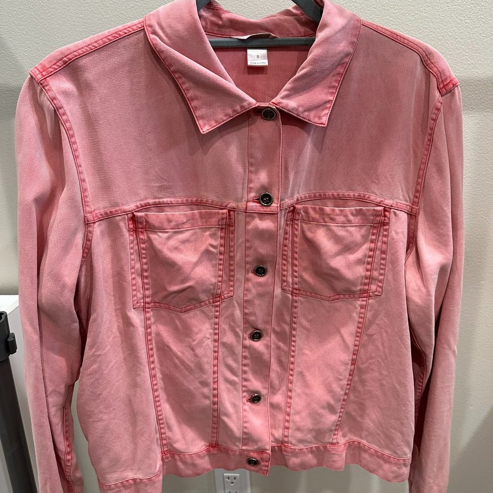 Beautiful Pink Corral colored silk jacket